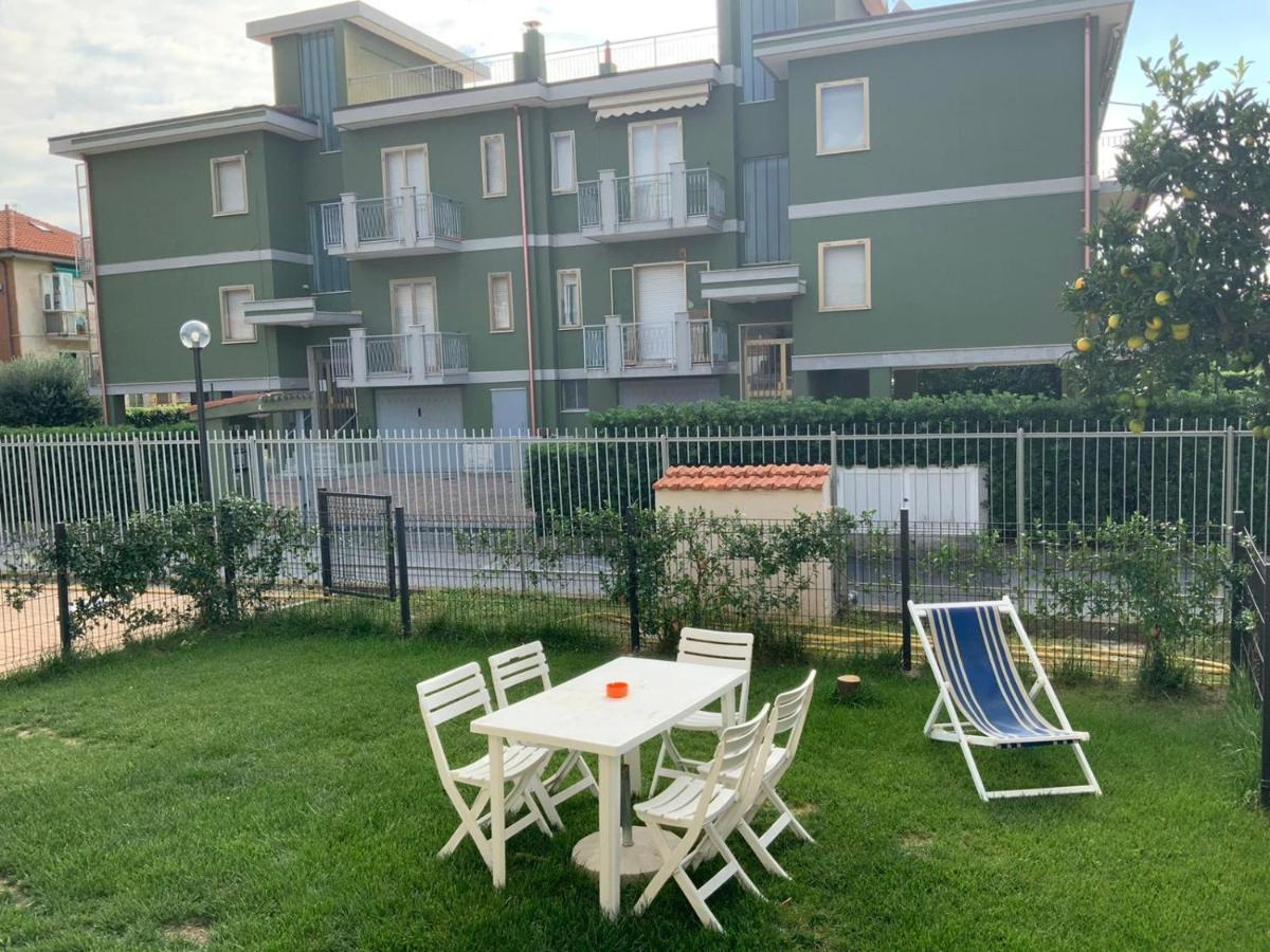 Casa Vacanze Romeo ピエトラ・リーグレ エクステリア 写真